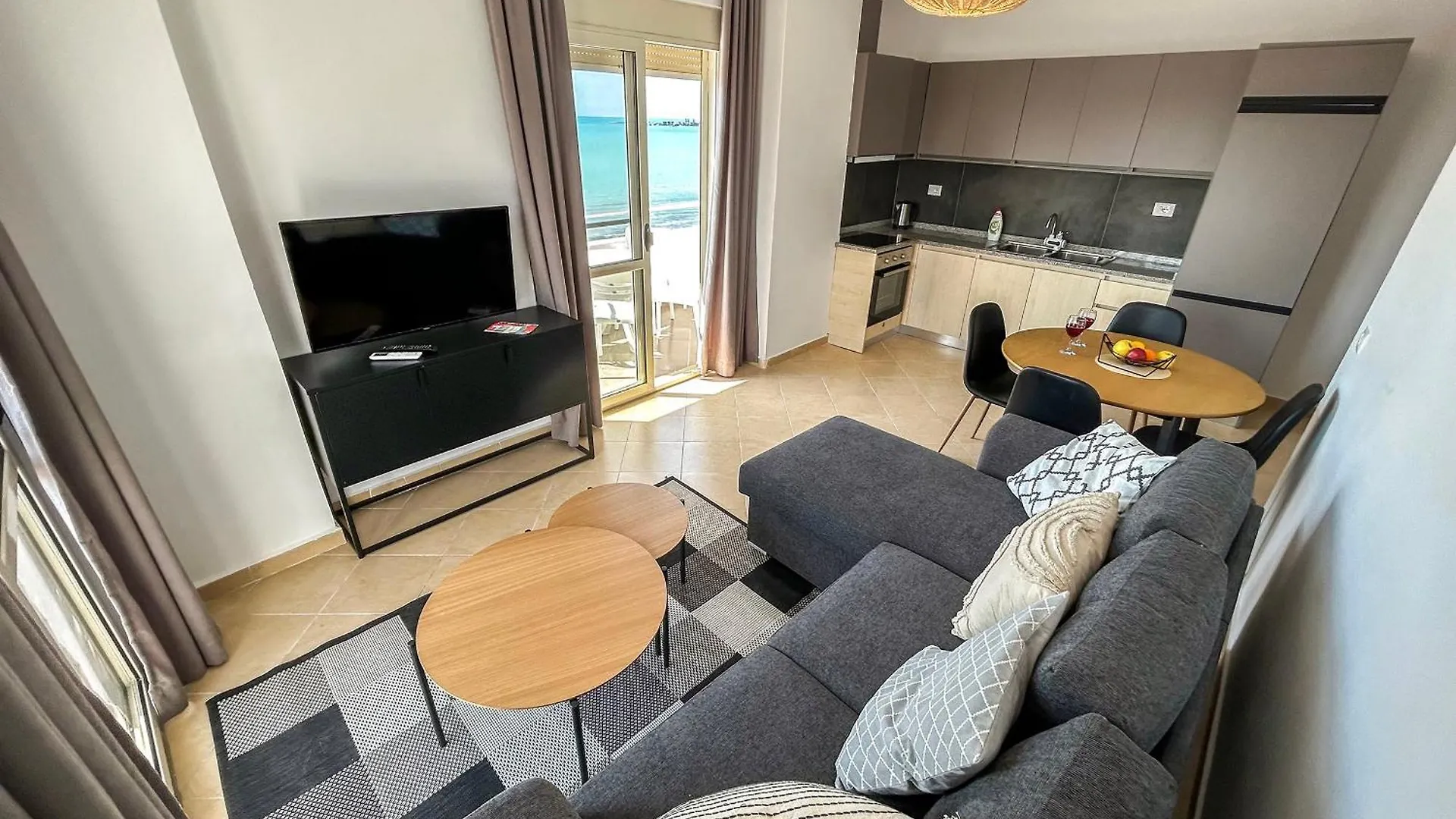 Breathtaking Sea View Apartment 687 Durrës