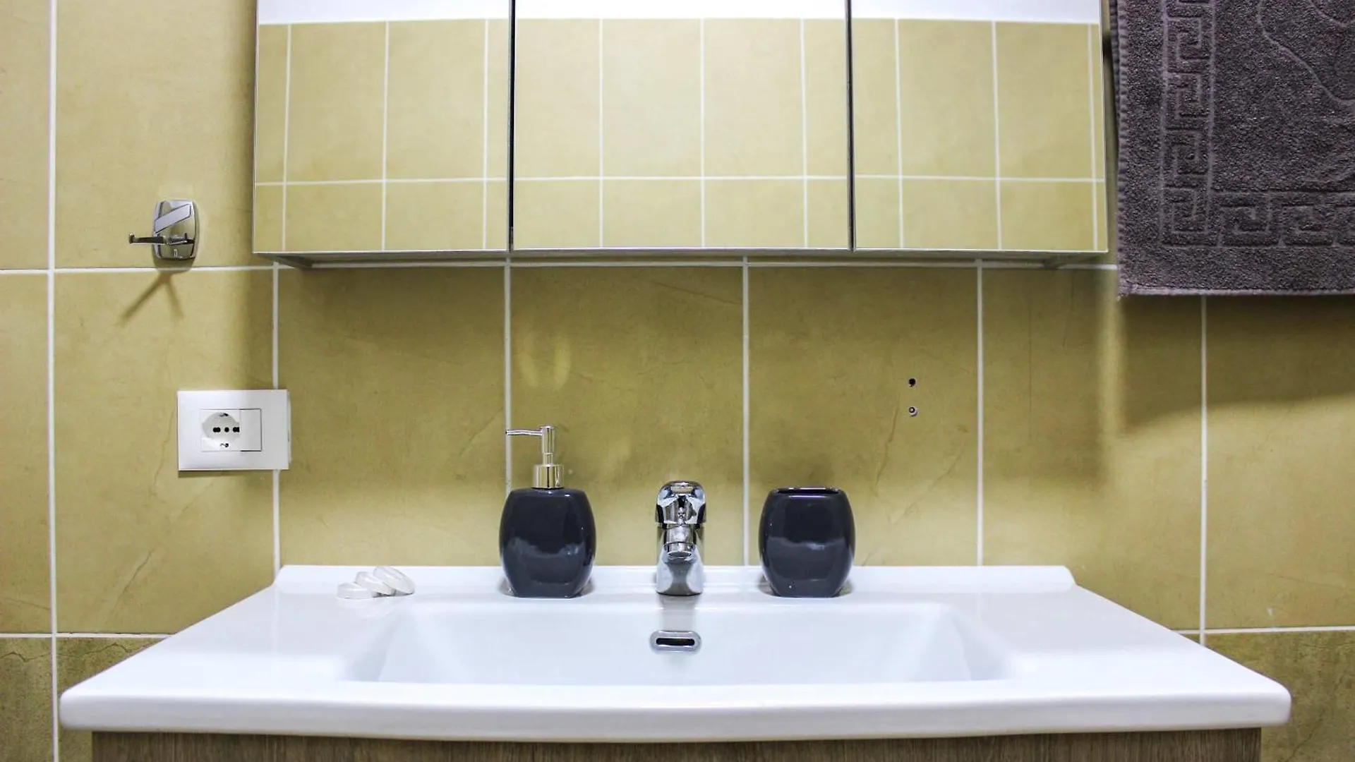 Breathtaking Sea View Apartment 687 Durres