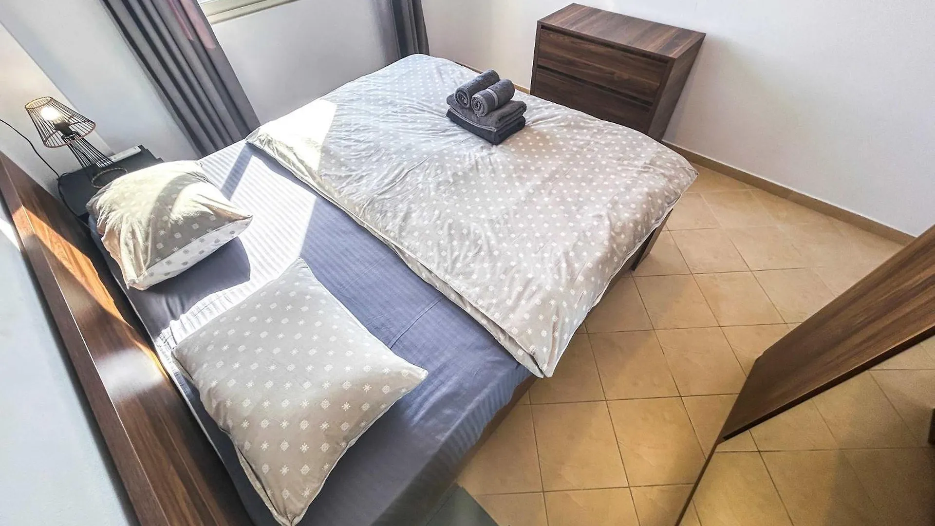 Breathtaking Sea View Apartment 687 Durres